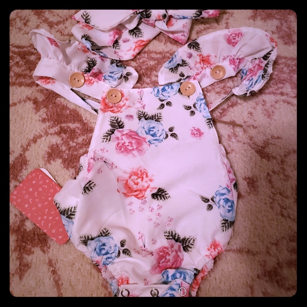*2 FOR $15* NWT Floral Baby Romper